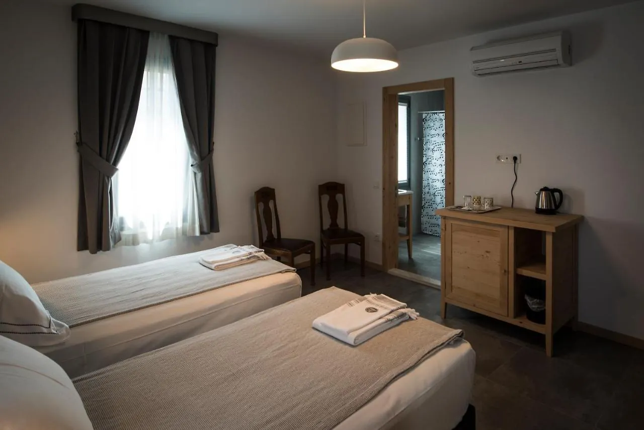 Otel Fiori- Urla Σμύρνη