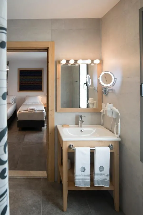 Otel Fiori- Urla Σμύρνη 2*,  Τουρκία