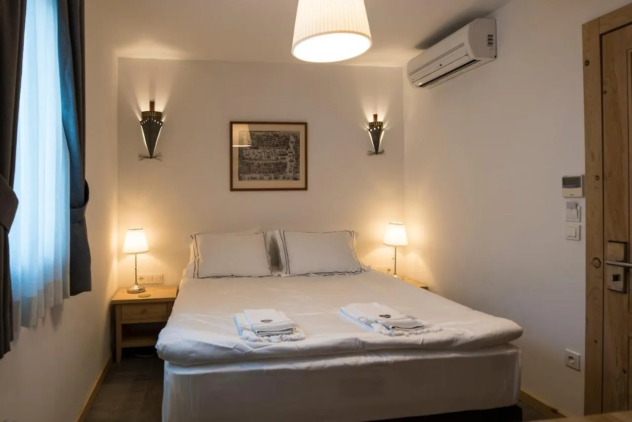 Otel Fiori- Urla Σμύρνη